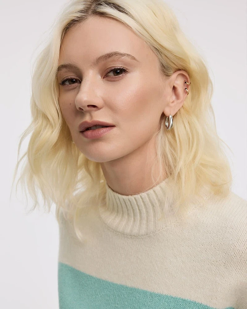 Long-Sleeve Mock-Neck Loose Pullover