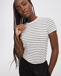 T-shirt rayé super doux à col rond - R Essentials