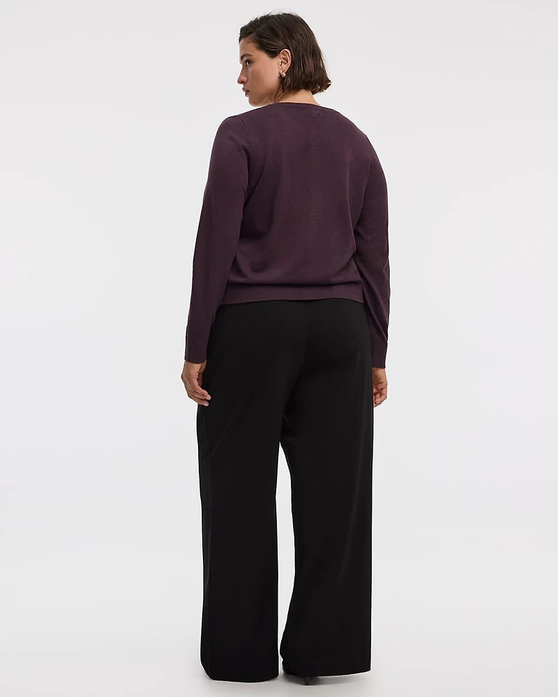 Crew-Neck Cardigan - R Essentials