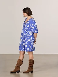 Robe à taille empire manches longues et col V