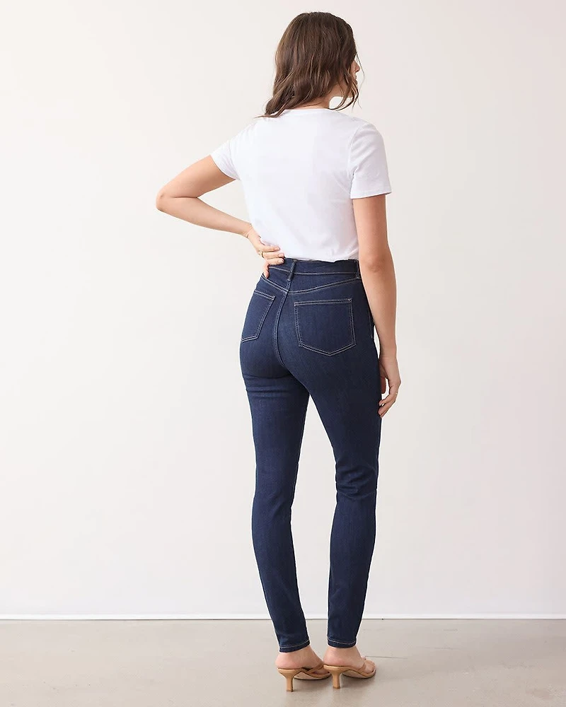 Skinny-Leg High-Rise Jean - The Signature (R) Curvy Fit