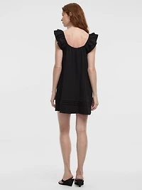 Robe courte à volants et col V