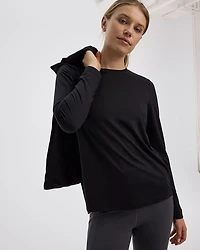 Long-Sleeve Crew-Neck T-Shirt - DRY-LUX (R) Hyba Essentials