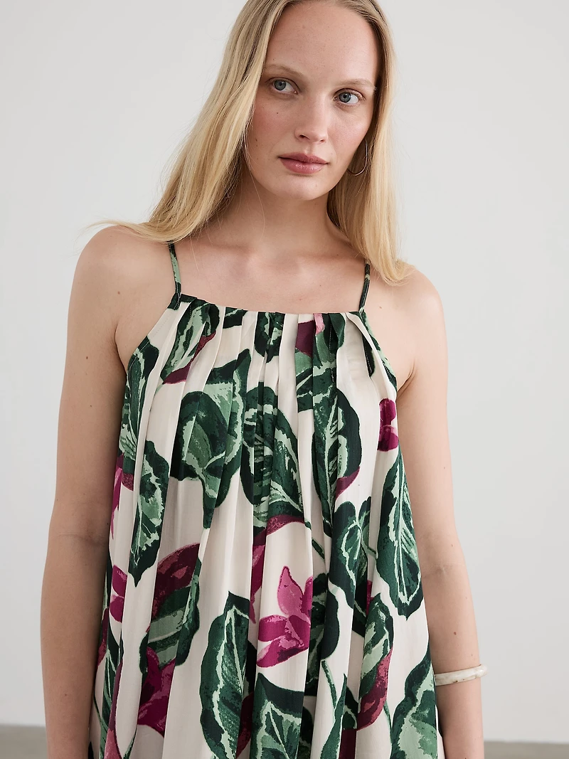 Robe maxi sans manches à col carré