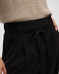 Pantalon à jambe large et taille haute