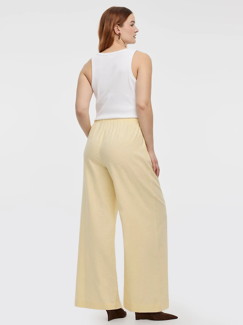 Wide-Leg Linen-Blend Pant