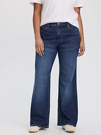 Flare-Leg Mid-Rise Jean - Curvy Fit