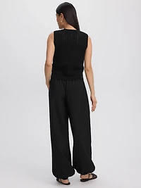Sleeveless Crew-Neck Sweater Vest