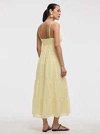 Robe maxi sans manches avec encolure en coeur