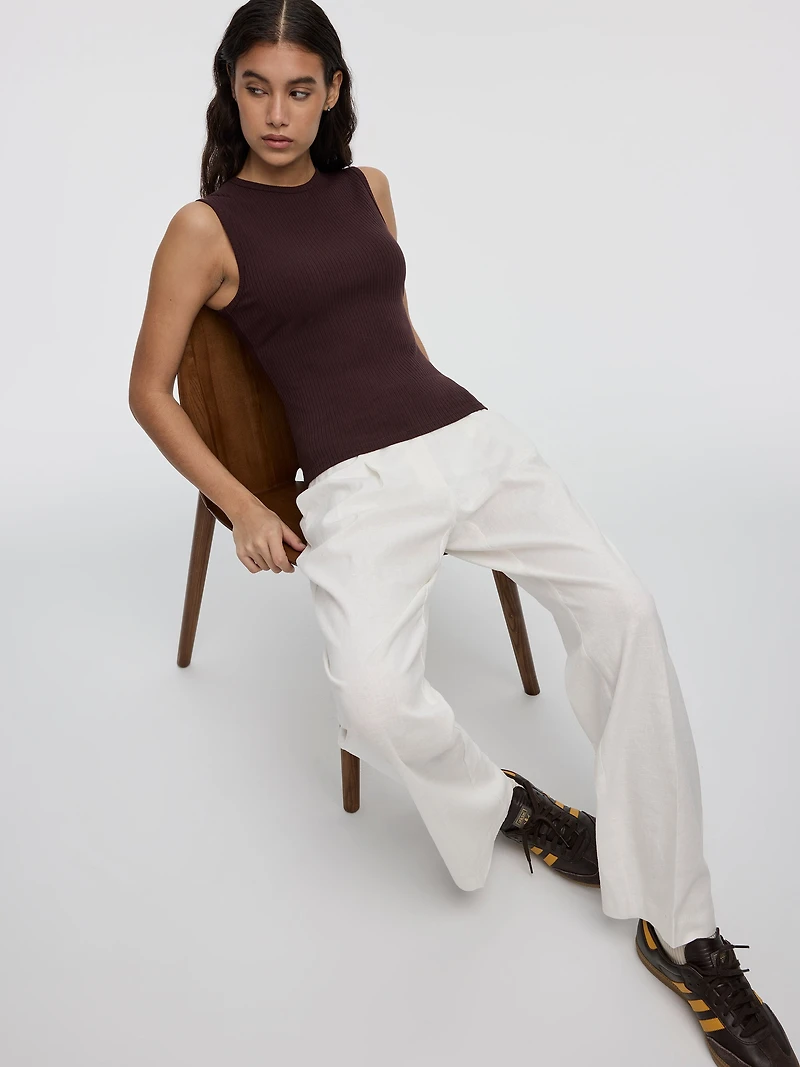 Camisole côtelée à col rond