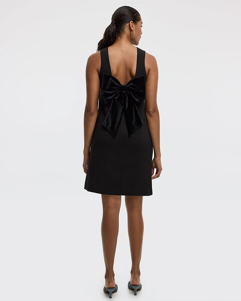 Sleeveless Crew-Neck Mini Shift Dress with Velvet Bow