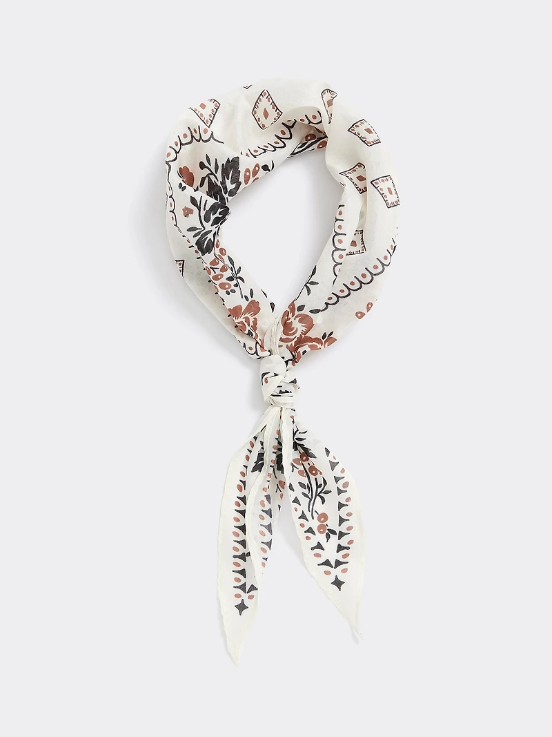 Foulard à motifs en forme de losange