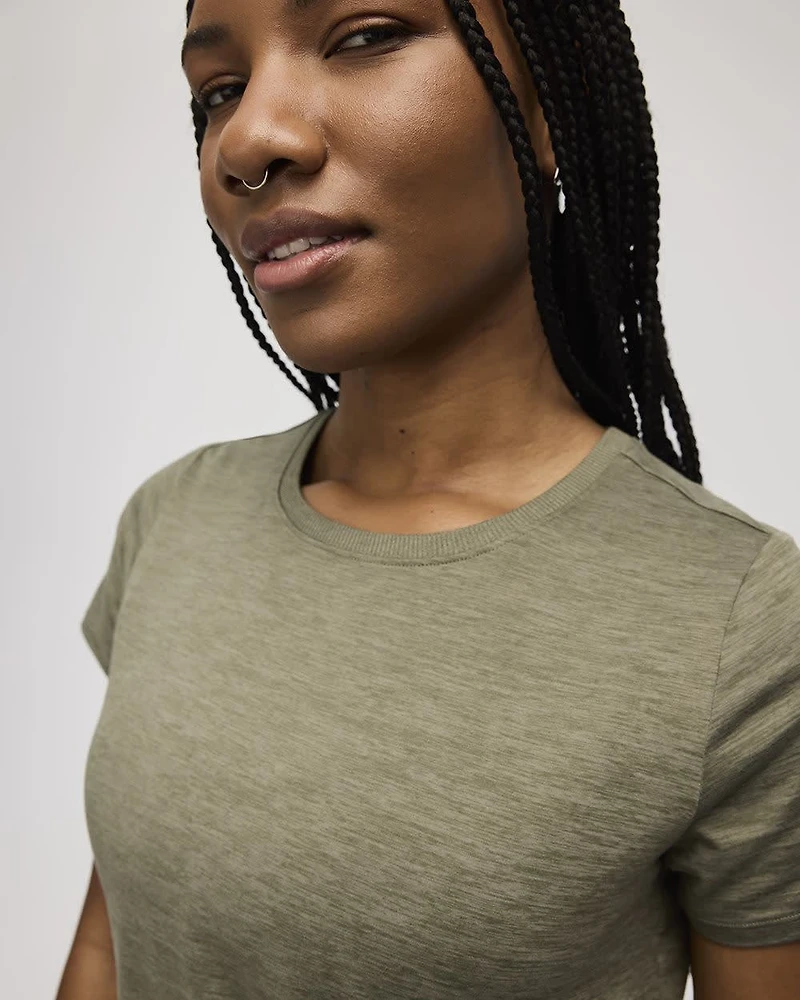 Short-Sleeve Crew-Neck Tee - DRY-LUX (R) Hyba Essentials