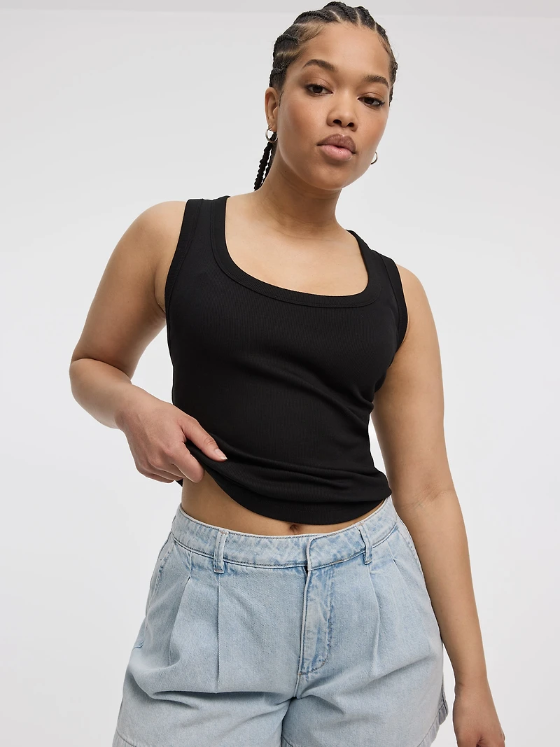 Camisole côtelée à col dégagé