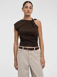 Haut froncé avec anneau en métal