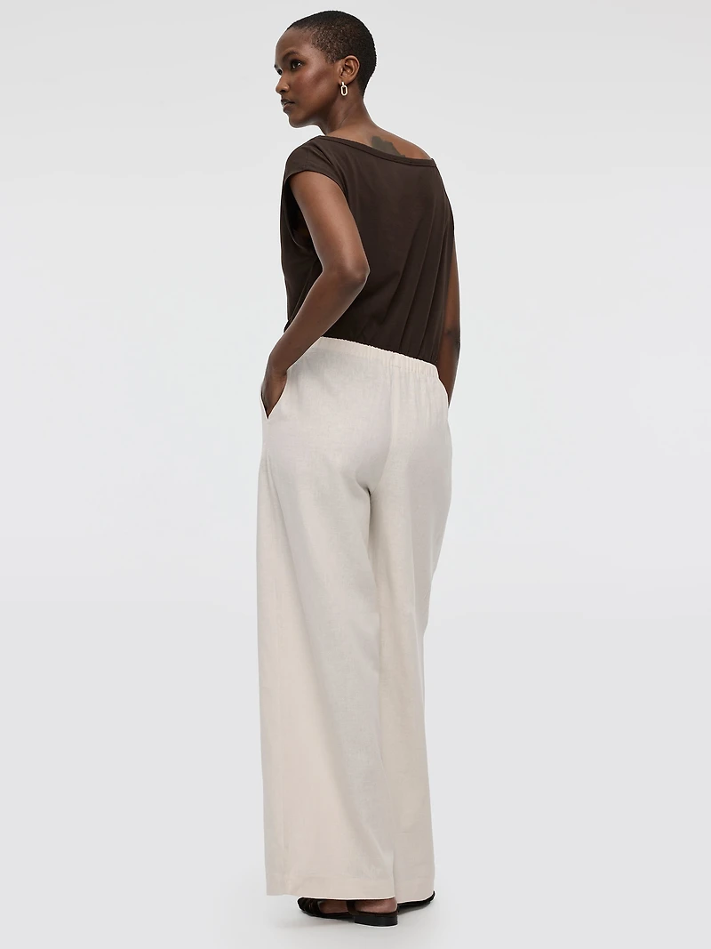 Wide-Leg Linen-Blend Pant