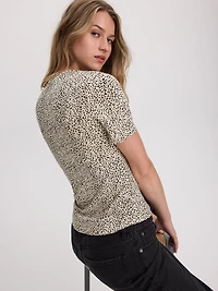 Crew-Neck T-Shirt - R Essentials