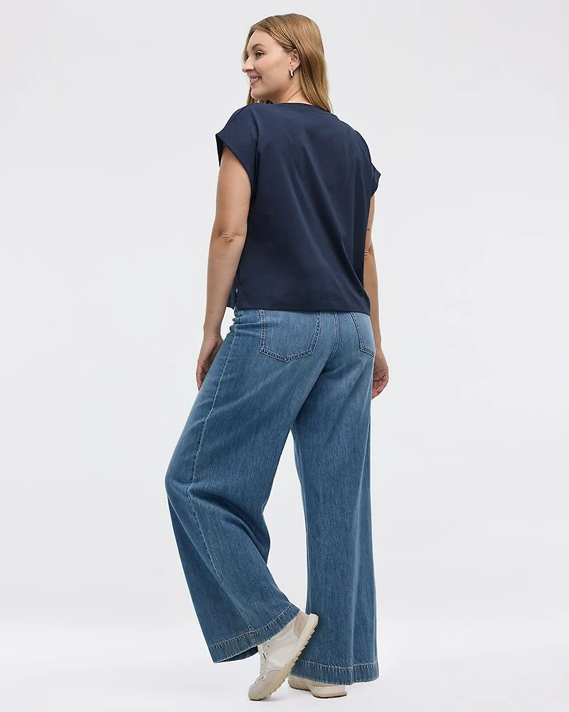 Extended-Sleeve Crew-Neck Tee with Crochet Details