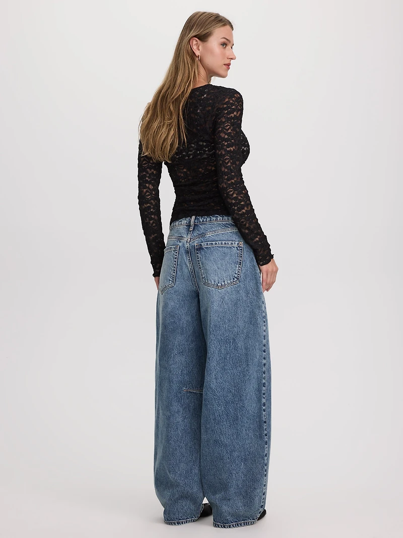 Mid-Rise Barrel Jean