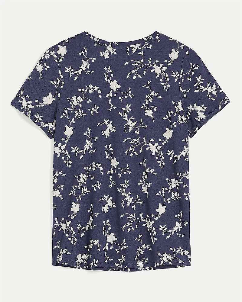 V-Neck T-Shirt - R Essentials