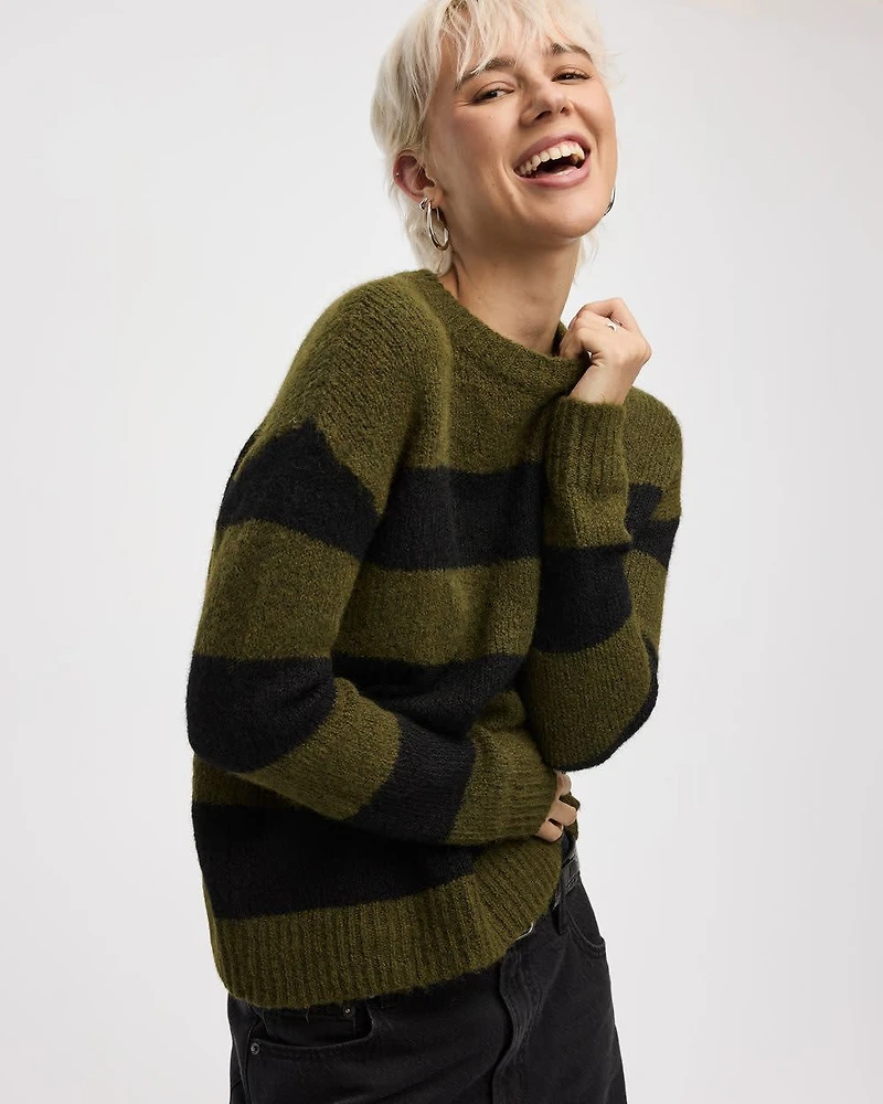 Long-Sleeve Crew-Neck Fluffy-Knit Sweater