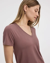 T-shirt à col V - R Essentiels