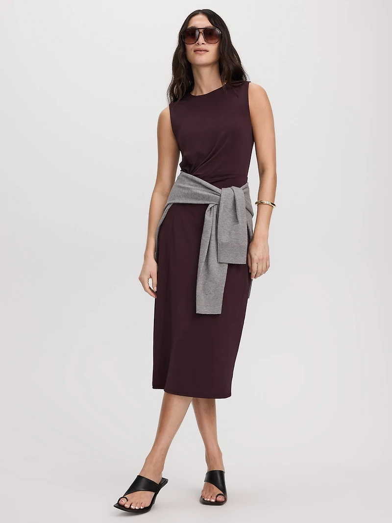 Robe midi ajustée sans manches