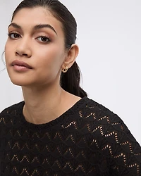 T-shirt crocheté à col rond