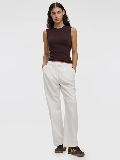 Pantalon en mélange de lin à jambe droite et taille haute