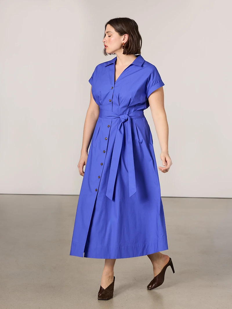 Robe chemise ceinturée à manches courtes