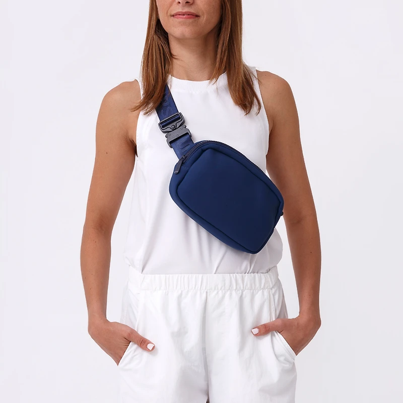 FANNY PACK DEEP BLUE