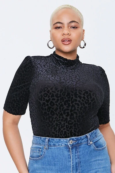 Plus Size Velvet Leopard Tee
