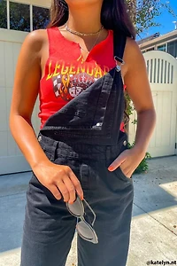 Legendary Graphic Cropped Tank Top