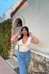 Cap Puff Sleeve Crop Top