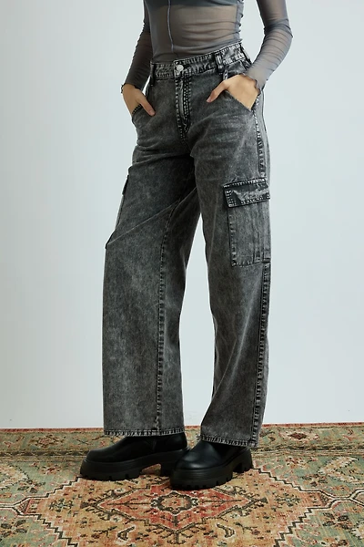 Mineral Wash Wide-Leg Cargo Jeans