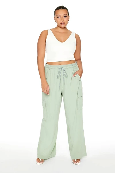 Plus Size Straight-Leg Cargo Joggers