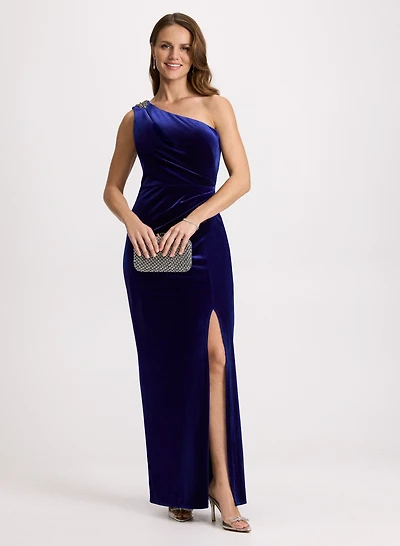Robe en velours à taille froncée