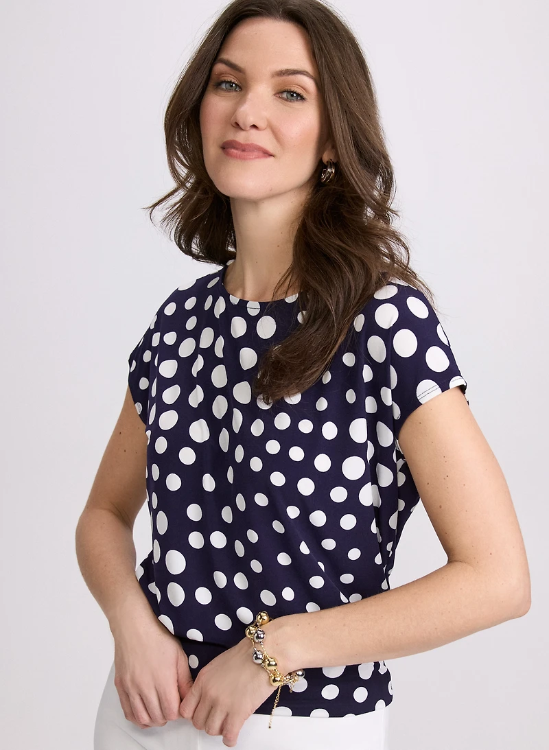 Haut à motif pois