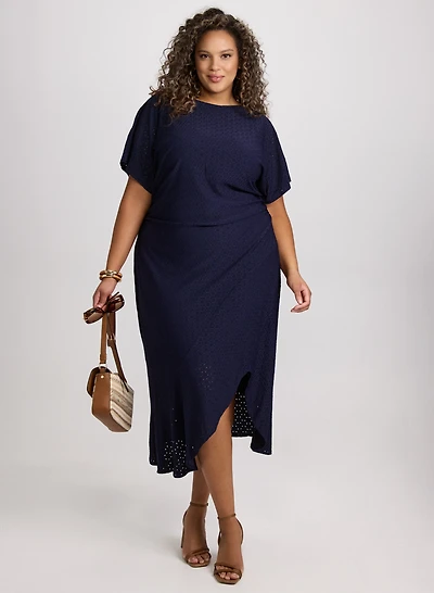 Robe midi à oeillets