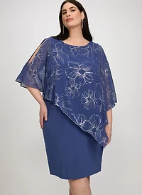 Robe à poncho asymétrique et découpe