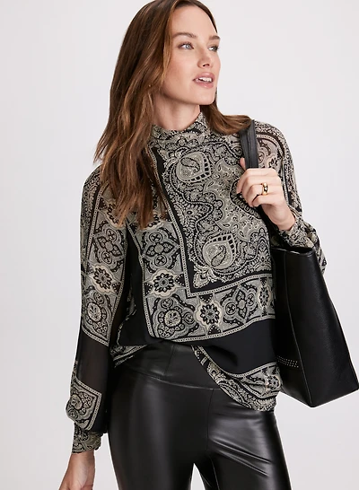 Blouse col montant à motif abstrait