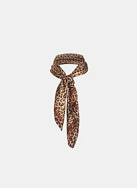 Foulard à motif léopard