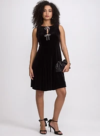 Robe en velours à rubans