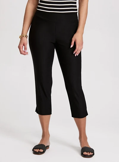 Pull-On Lateral Slit Capris