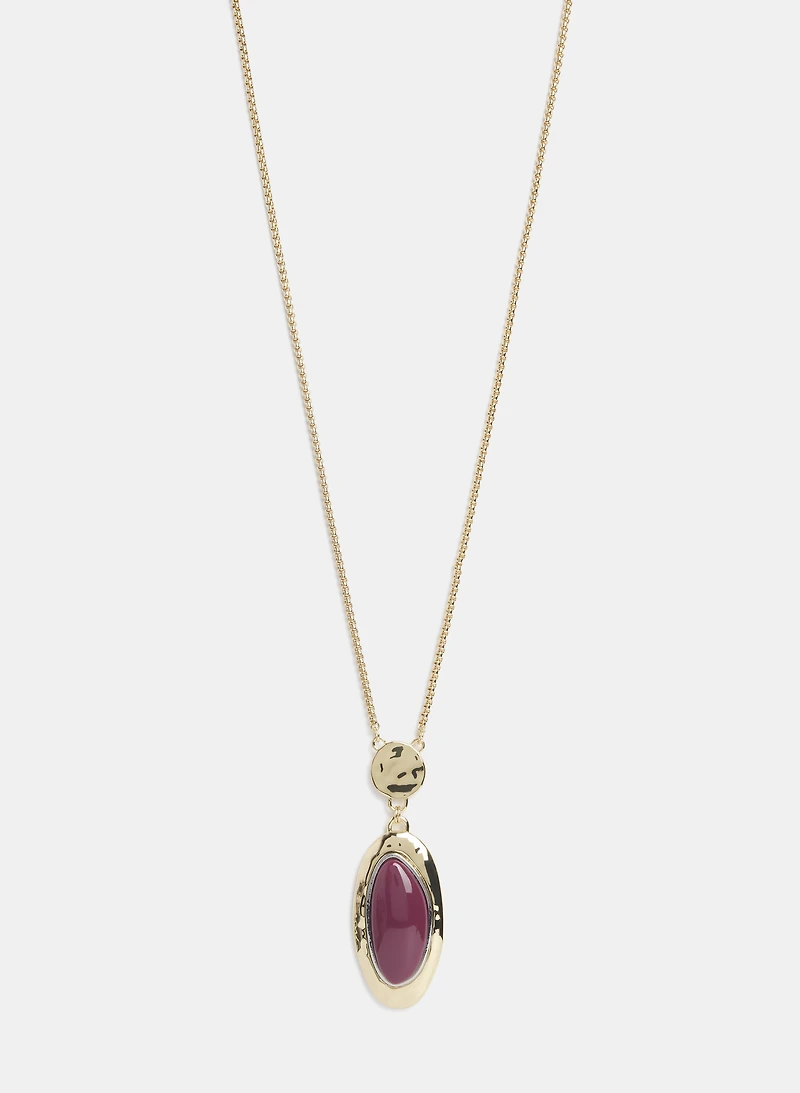 Collier à pendentif ovale
