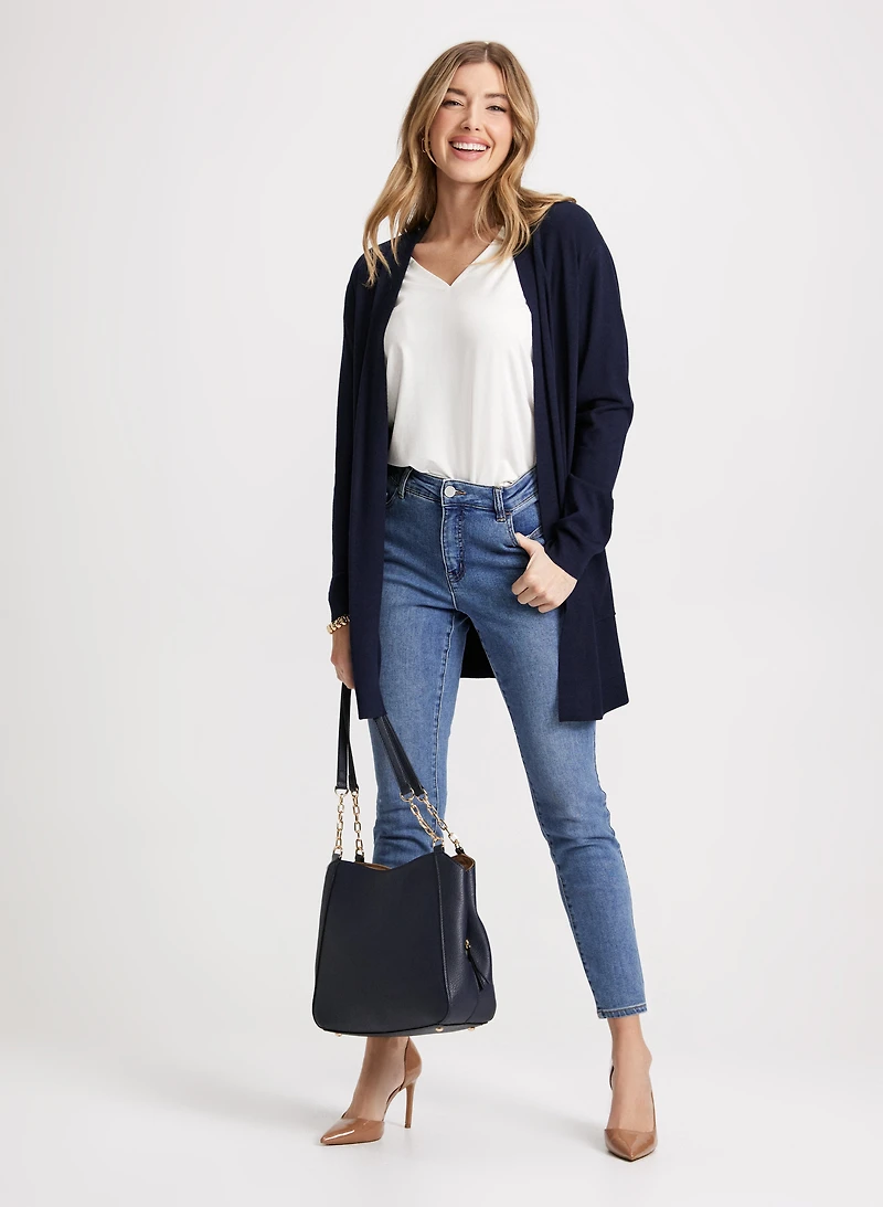 Cardigan à détails côtelés et jean à jambe étroite