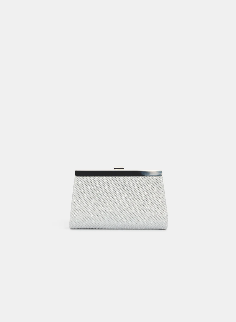 Pleated Metallic Clutch