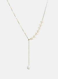 Y-Shaped Pearl Necklace