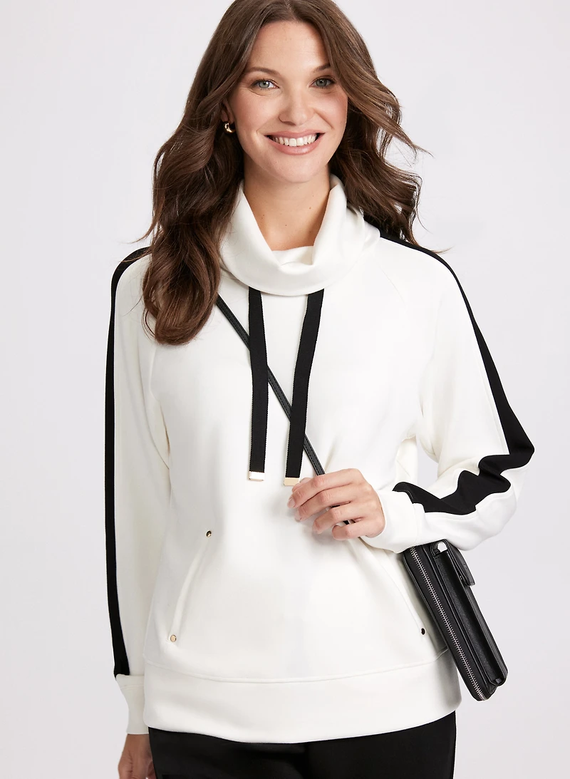 Haut à col bénitier et détails contrastants