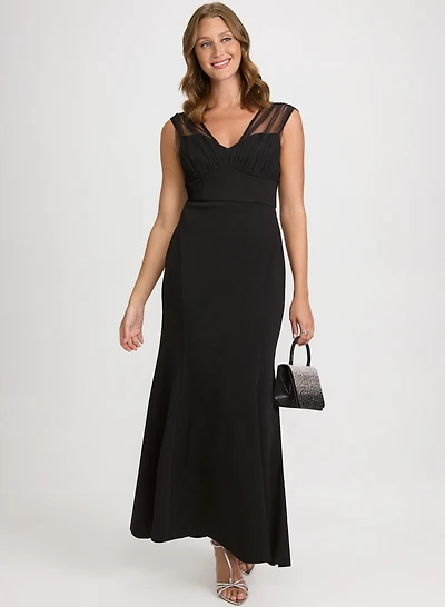 Robe à encolure en coeur